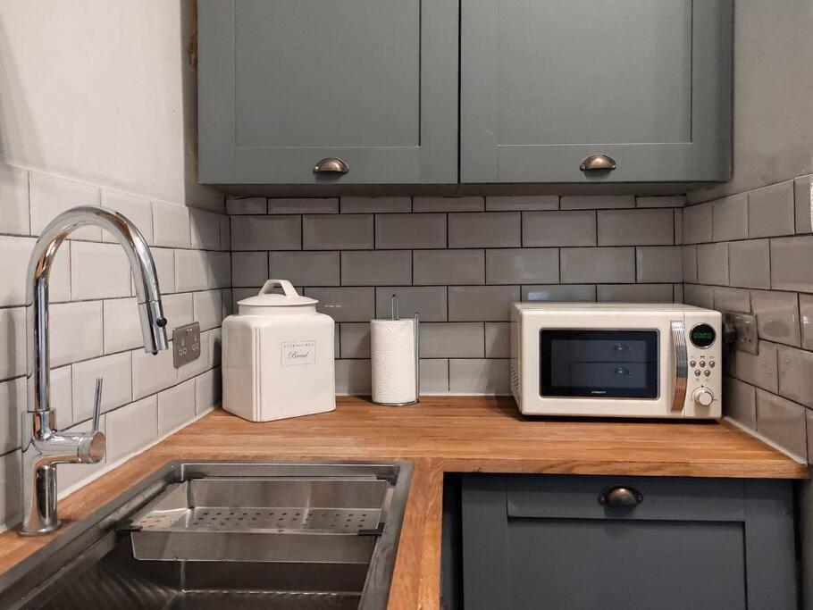 Beautiful Georgian New Town 2 Bed Apartment เอดินบะระ ภายนอก รูปภาพ